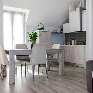 https://la-magnolia-apartments-ii.it-lombardy.com